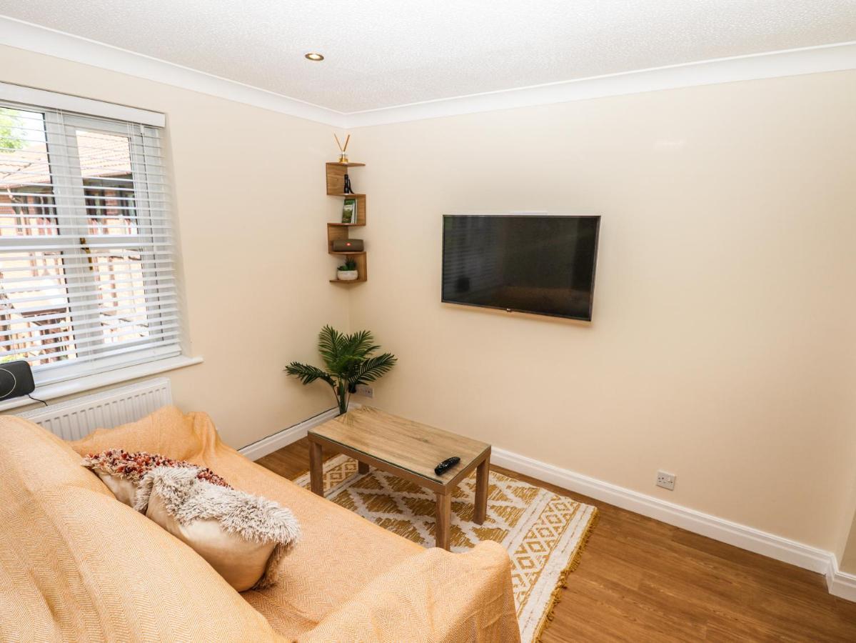 3 Rothbury Place Lytham St Annes Exterior photo